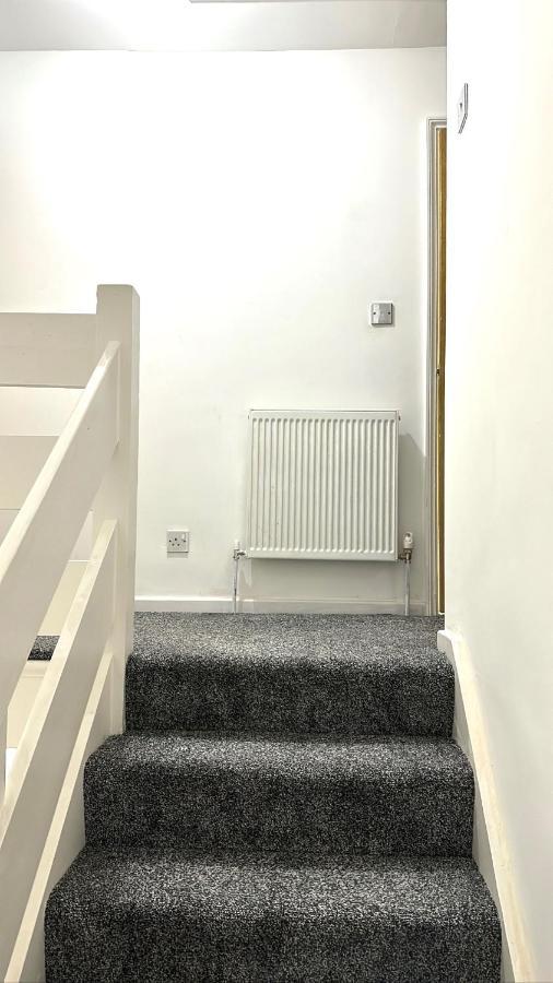7 Venus Road Room 1 London Exterior photo