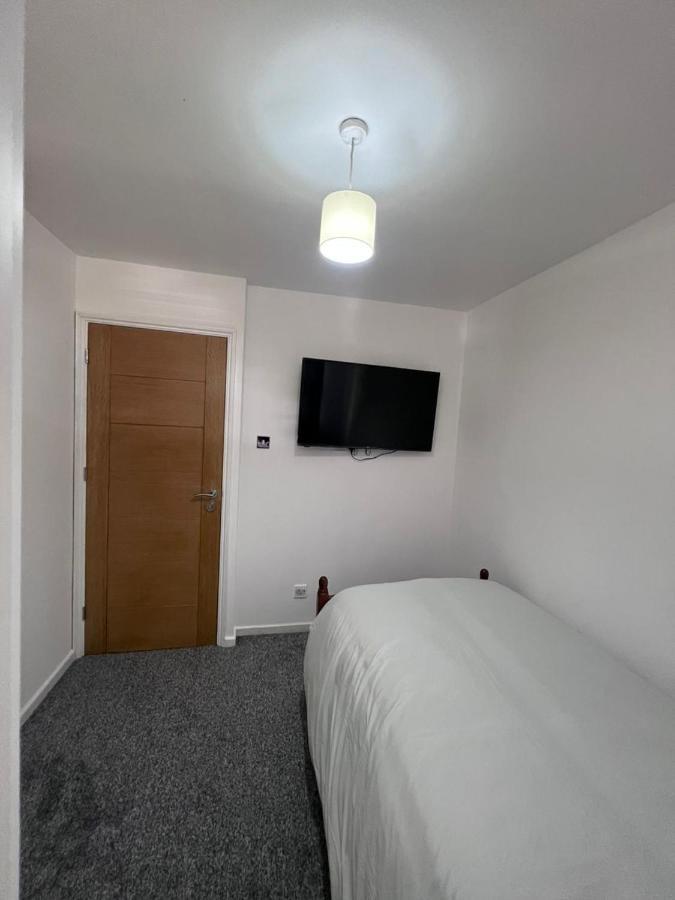 7 Venus Road Room 1 London Exterior photo